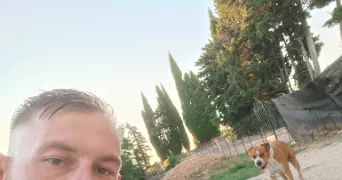 alexandre pet sitter à CARPENTRAS 84200
