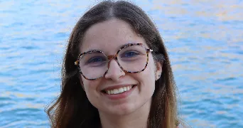 lea  pet sitter à LYON 01 69001