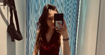 melanie pet sitter à VILLE D AVRAY 92410