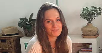 léna pet sitter à BORDEAUX 33000