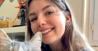 louise cat sitter à FONTAINE 38600