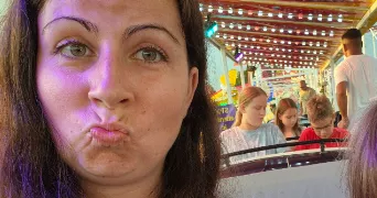 laura pet sitter à PARNE SUR ROC 53260