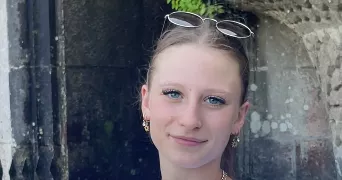 elise pet sitter à AIZENAY 85190