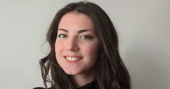 ambre pet sitter à AVRILLE 49240