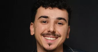 théo pet sitter à PARIS 20 75020