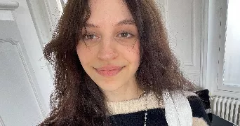 viviane pet sitter à FONTENAY LE FLEURY 78330