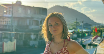 lea pet sitter à ST CLOUD 92210_3