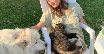 emma pet sitter à ST LO 50000