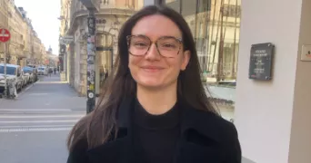 julia pet sitter à LYON 07 69007