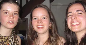 julia pet sitter à IVRY SUR SEINE 94200