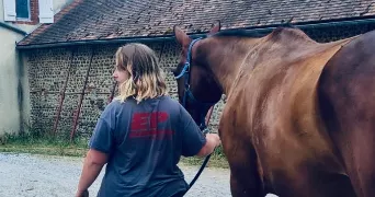 alexandra pet sitter à MORLAAS 64160