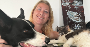 alexandra pet sitter à GARLIN 64330_0