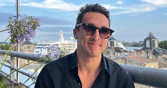 kevin pet sitter à BORDEAUX 33000