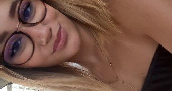 tania pet sitter à SERGY 01630_0