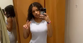 louna pet sitter à AUBERGENVILLE 78410