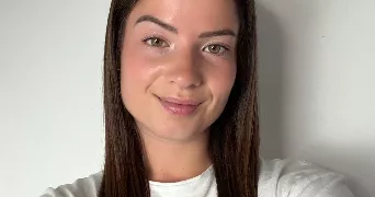 cléa pet sitter à FAY AUX LOGES 45450