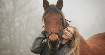 lena pet sitter à FRANCHEVILLE 69340_1