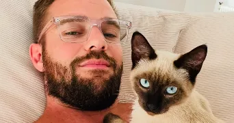 naum pet sitter à DAX 40100