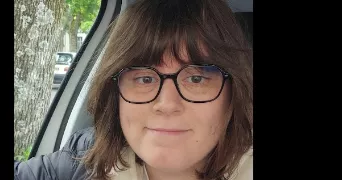 kela pet sitter à ST CYR SUR LOIRE 37540