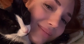 petrova pet sitter à COURBEVOIE 92400_1