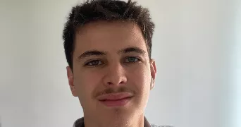 raphaël pet sitter à AIX EN PROVENCE 13090