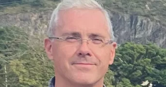 yannick pet sitter à ANDREZIEUX BOUTHEON 42160