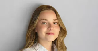 inès pet sitter à PARIS 17 75017