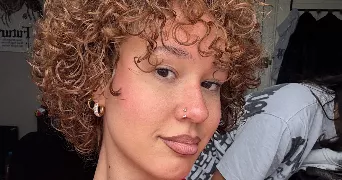 jade pet sitter à NEUILLY SUR MARNE 93330