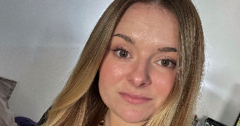 lauralie  pet sitter à CARRIERES SUR SEINE 78420_1
