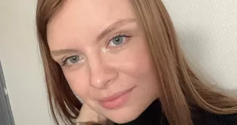 lizzy pet sitter à GOND PONTOUVRE 16160