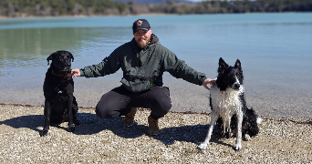 maël pet sitter à LES MEES 04190_4