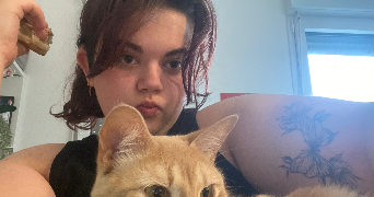 sarah pet sitter à SAULX LES CHARTREUX 91160_0