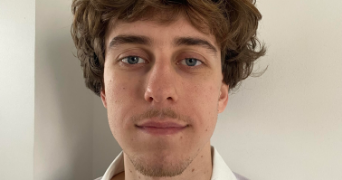 bastien pet sitter à L HAY LES ROSES 94240_0