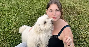 chloe pet sitter à BEAUCHAMP 95250