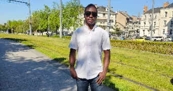 franci pet sitter à ANGERS 49000