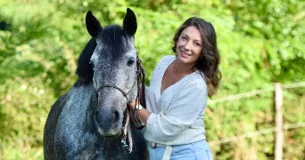 alexia pet sitter à FOUR 38080