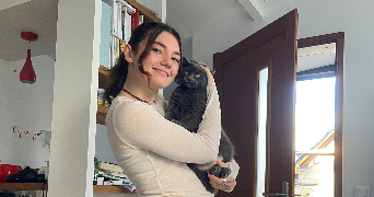 louise pet sitter à PARIS 06 75006_0