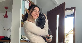 louise pet sitter à PARIS 06 75006