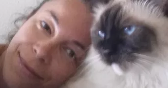 anne pet sitter à SURESNES 92150