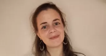 delphine cat sitter à VERSAILLES 78000