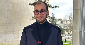 rémi pet sitter à L HAY LES ROSES 94240
