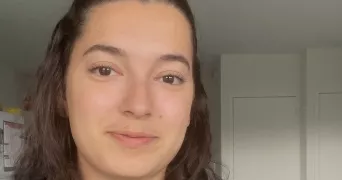 lilou pet sitter à STE COLOMBE 69560