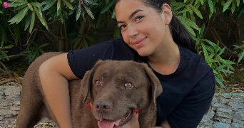zoe pet sitter à CHATEAUNEUF LES MARTIGUES 13220_1