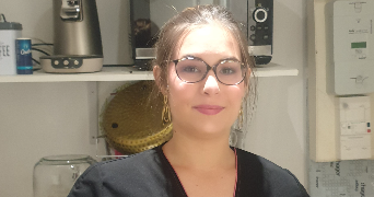Marine  pet sitter à GENAY 69730