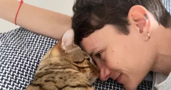 alice cat sitter à MONTREUIL 93100