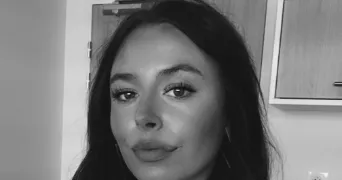 clarisse pet sitter à ABBEVILLE 80100