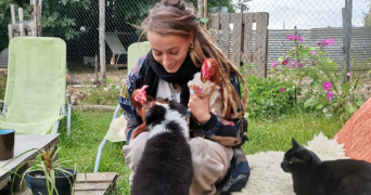 sarah pet sitter à NEBIAN 34800_3