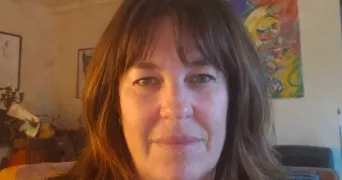 laurence pet sitter à MEYREUIL 13590