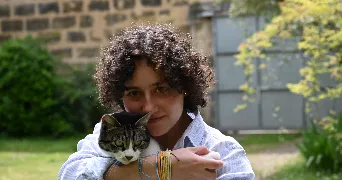 jeanne cat sitter à PARIS 05 75005