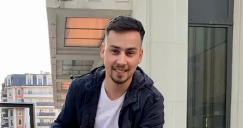 cosmin pet sitter à HOUILLES 78800